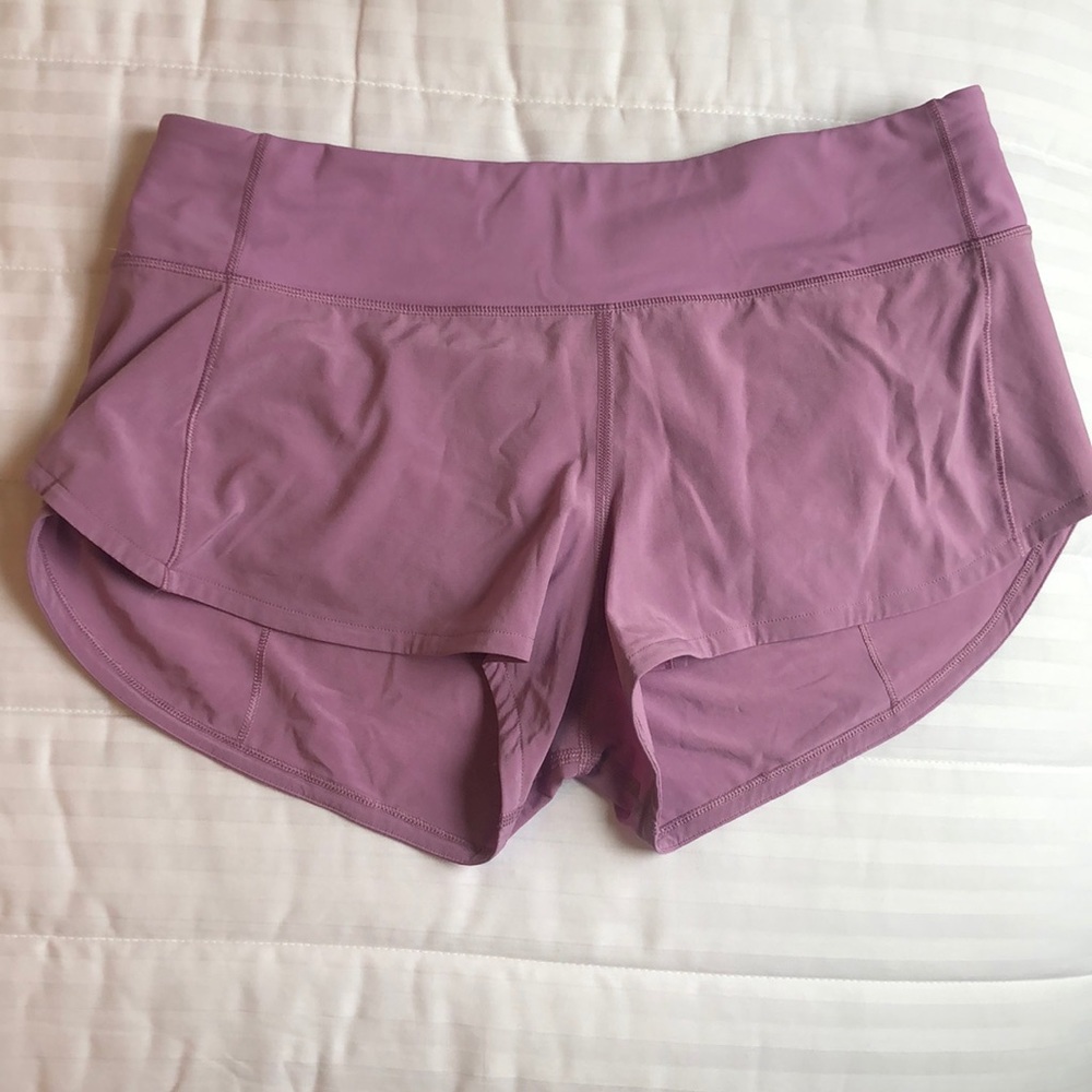 Lulu Lemon Speed up Short 2.5”